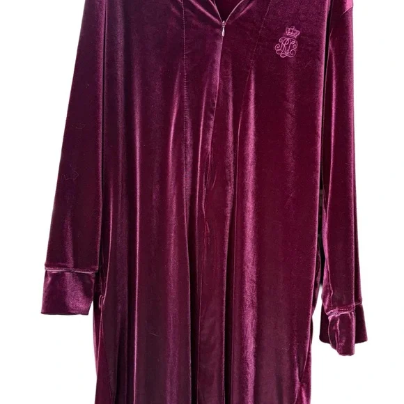 Wine Coloured Velvet Ralph Lauren Zip-Front Robe - Picture 3 of 6